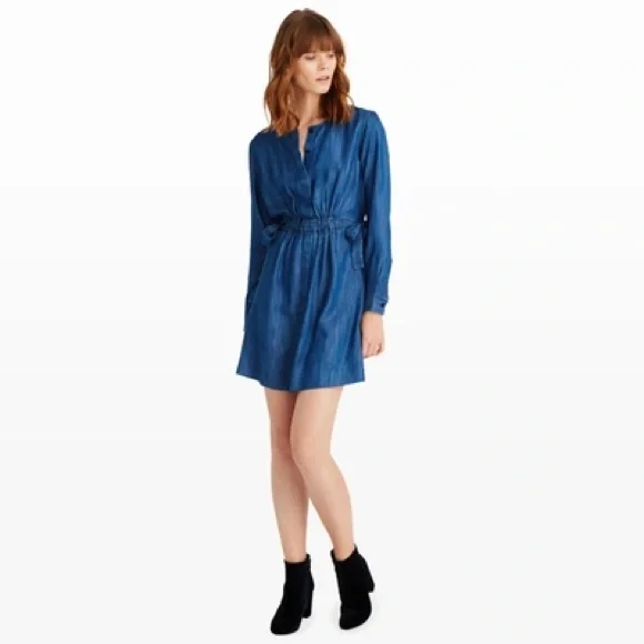 Club Monaco Rahma Dress In Denim Long-Sleeve Size: 12 - Picture 1 of 6